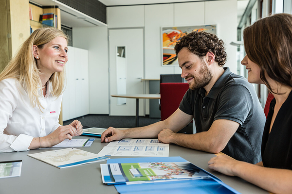 Ein Beratungsgespräch an der Handwerkskammer Stuttgart. Quelle: Handwerkskammer Region Stuttgart