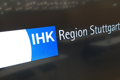 Foto des Logos inklusive des Schriftzugs IHK Region Stuttgart.