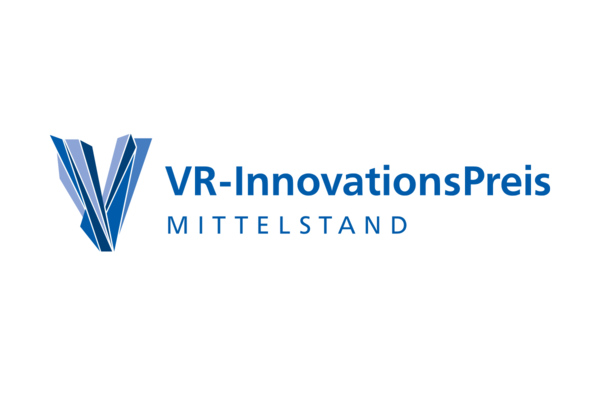 Logo VR-InnovationsPreis Mittelstand. Blaue Schrift auf weißem Hintergrund.