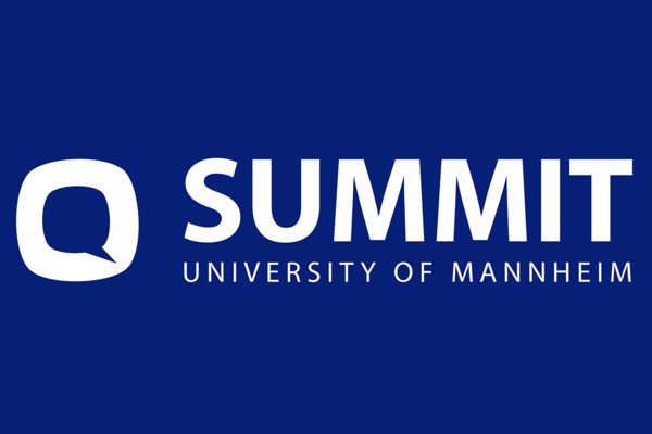 Logo Q-Summit der Universität Mannheim. Text: Q-Summit University of Mannheim 