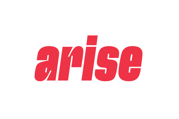 Logo von arise mit rotem Schriftzug “arise” auf weißem Hintergrund. 