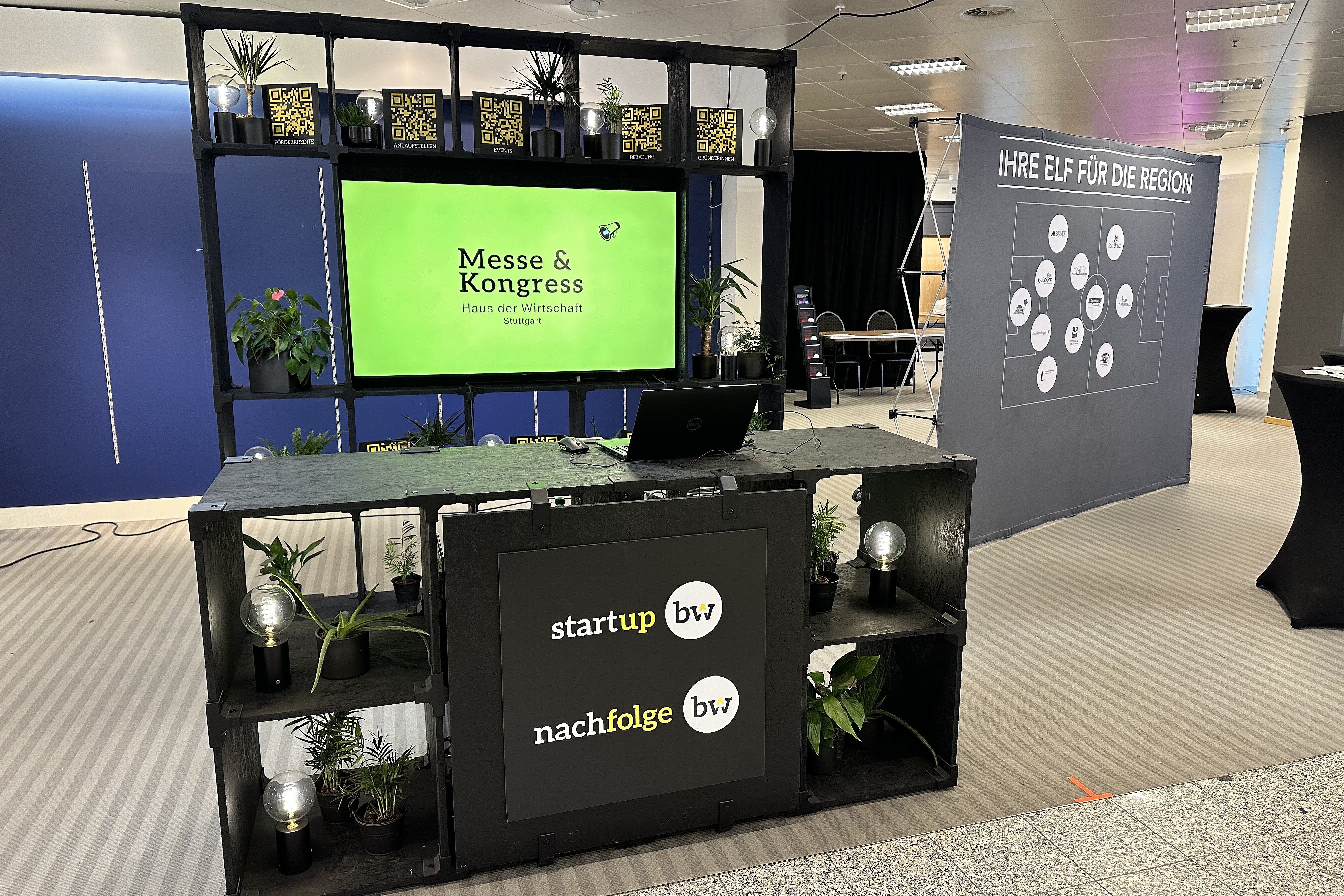 Messestand von Start-up BW bei der IGNITIONS Gründungsmesse Neckar-Alb 2025.