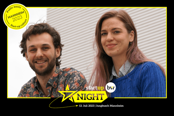 Visual für die Start-up BW Night 2023 mit Foto des Gründer-Teams von myScribe. Text: Public meets Mannheim 2023 Start-up culture, Start-up BW Night 13. Juli 2023, Jungbusch Mannheim.