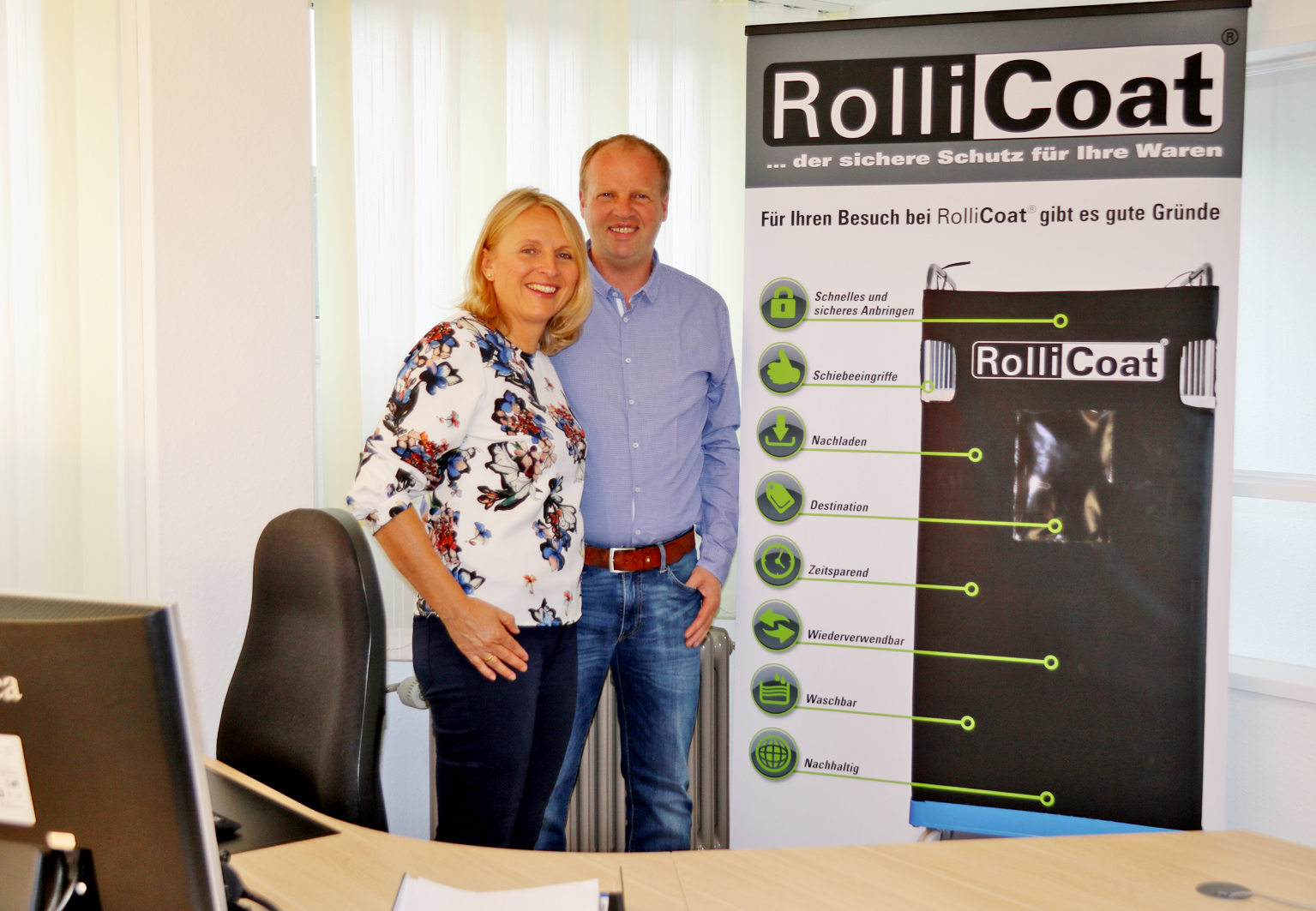 RolliCoat GmbH / Tausendmal verwendbare Ummantelung für Roll-Container